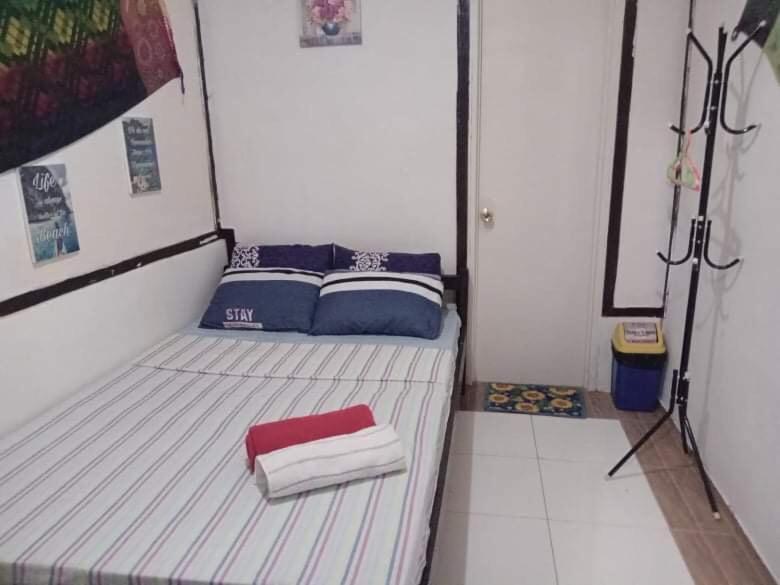 Sun Valley Backpackers Inn El Nido Esterno foto