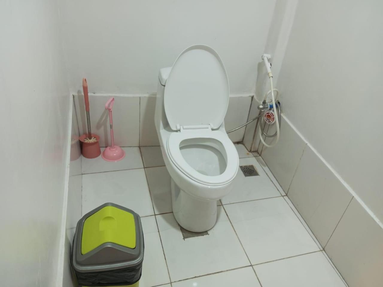 Sun Valley Backpackers Inn El Nido Esterno foto